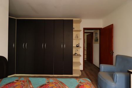 Casa à venda com 94m², 3 quartos e 2 vagasSuíte 2