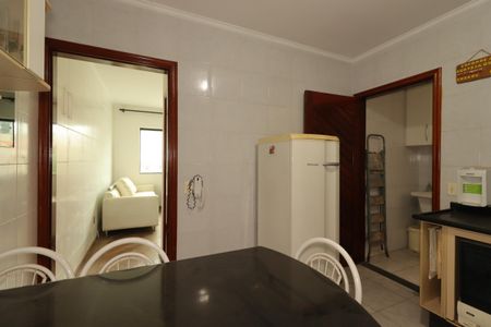 Casa à venda com 94m², 3 quartos e 2 vagasCozinha