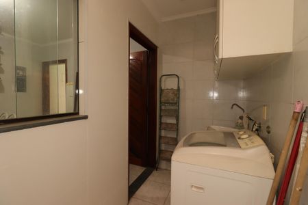 Casa à venda com 94m², 3 quartos e 2 vagasÁrea de Serviço