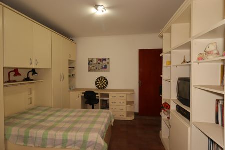Casa à venda com 94m², 3 quartos e 2 vagasSuíte 1