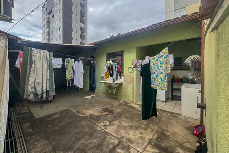 Casa para alugar com 170m², 5 quartos e 7 vagas