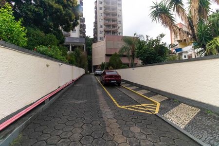 Apartamento à venda com 154m², 3 quartos e 1 vaga Apartamento à venda com 154m², 3 quartos e 1 vagaEntrada