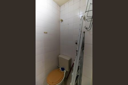 Apartamento à venda com 154m², 3 quartos e 1 vaga Apartamento à venda com 154m², 3 quartos e 1 vagaBanheiro de serviço