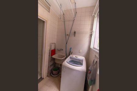 Apartamento à venda com 154m², 3 quartos e 1 vaga Apartamento à venda com 154m², 3 quartos e 1 vagaÁrea de Serviço