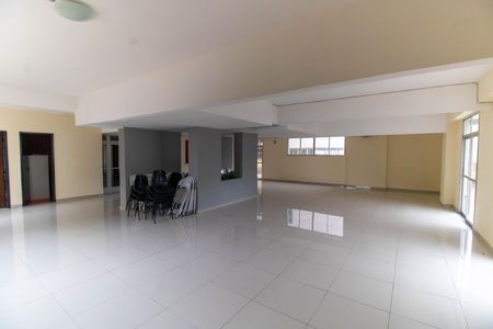 Apartamento à venda com 154m², 3 quartos e 1 vaga Apartamento à venda com 154m², 3 quartos e 1 vagaÁrea comum