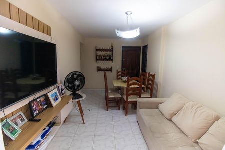 Apartamento à venda com 154m², 3 quartos e 1 vaga Apartamento à venda com 154m², 3 quartos e 1 vagaSala