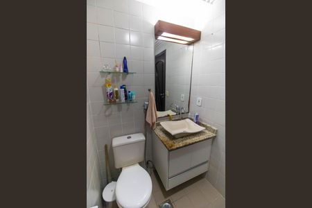 Apartamento à venda com 154m², 3 quartos e 1 vaga Apartamento à venda com 154m², 3 quartos e 1 vagaBanheiro Social