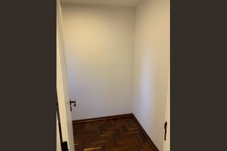 Apartamento para alugar com 160m², 4 quartos e 3 vagasFoto 01