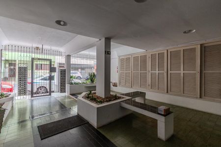 Apartamento à venda com 43m², 1 quarto e sem vaga Apartamento à venda com 43m², 1 quarto e sem vagaHall social