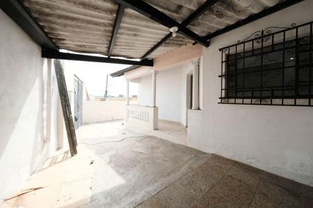 Casa para alugar com 80m², 2 quartos e 2 vagasÁrea externa