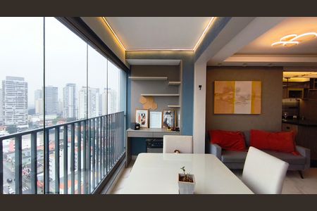 Apartamento à venda com 85m², 1 quarto e 1 vaga Apartamento à venda com 85m², 1 quarto e 1 vagaVaranda