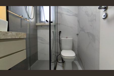 Apartamento à venda com 85m², 1 quarto e 1 vaga Apartamento à venda com 85m², 1 quarto e 1 vagaBanheiro da Suíte