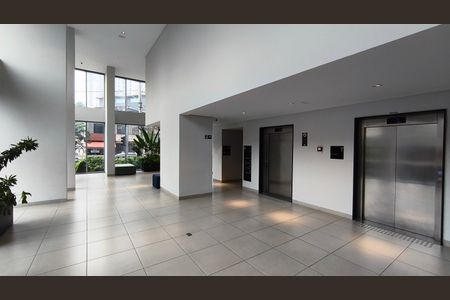 Apartamento à venda com 85m², 1 quarto e 1 vaga Apartamento à venda com 85m², 1 quarto e 1 vagaHall