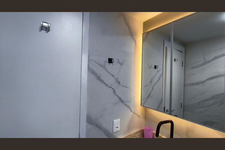 Apartamento à venda com 85m², 1 quarto e 1 vaga Apartamento à venda com 85m², 1 quarto e 1 vagaBanheiro da Suíte