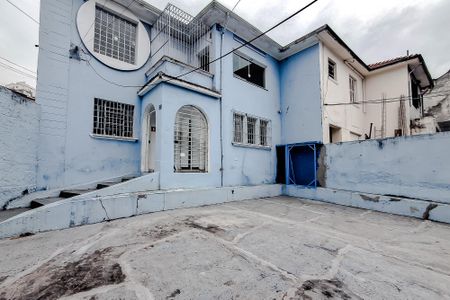 Casa à venda com 350m², 3 quartos e 6 vagas Casa à venda com 350m², 3 quartos e 6 vagasÁrea externa