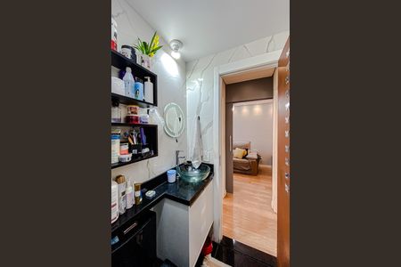 Apartamento à venda com 42m², 2 quartos e sem vaga Apartamento à venda com 42m², 2 quartos e sem vagaBanheiro