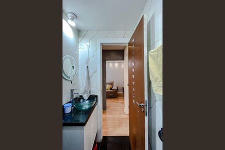 Apartamento à venda com 42m², 2 quartos e sem vaga Apartamento à venda com 42m², 2 quartos e sem vagaBanheiro