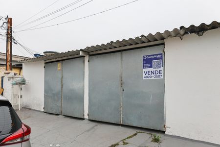 Casa para alugar com 3000m², 1 quarto e 2 vagas Casa para alugar com 3000m², 1 quarto e 2 vagasFachada