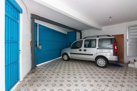Casa à venda com 120m², 2 quartos e 2 vagas Casa à venda com 120m², 2 quartos e 2 vagasGaragem