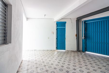 Casa à venda com 120m², 2 quartos e 2 vagas Casa à venda com 120m², 2 quartos e 2 vagasGaragem