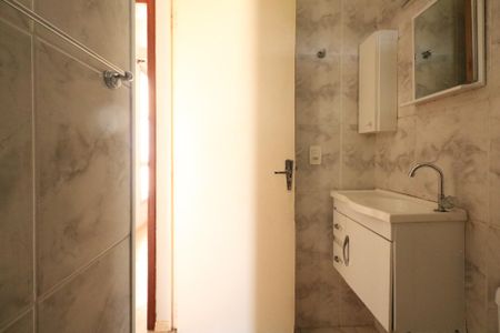 Apartamento à venda com 54m², 2 quartos e 1 vaga Apartamento à venda com 54m², 2 quartos e 1 vagaBanheiro