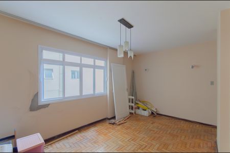 Apartamento à venda com 66m², 2 quartos e 1 vagaSala