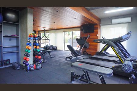 Apartamento à venda com 69m², 1 quarto e 2 vagas Apartamento à venda com 69m², 1 quarto e 2 vagasÁrea comum - Academia