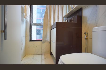 Apartamento à venda com 69m², 1 quarto e 2 vagas Apartamento à venda com 69m², 1 quarto e 2 vagasBanheiro suite