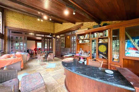 Casa de condomínio à venda com 400m², 4 quartos e 4 vagasVaranda da Sala