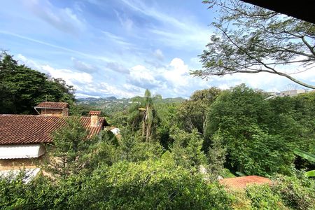 Casa de condomínio à venda com 400m², 4 quartos e 4 vagasVista da Sala