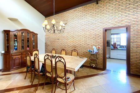 Casa de condomínio à venda com 400m², 4 quartos e 4 vagasSala de Jantar