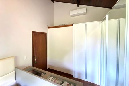 Casa de condomínio à venda com 400m², 4 quartos e 4 vagasQuarto 3