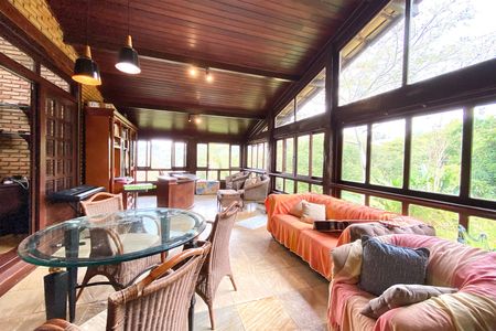 Casa de condomínio à venda com 400m², 4 quartos e 4 vagasVaranda da Sala