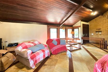 Casa de condomínio à venda com 400m², 4 quartos e 4 vagasSala