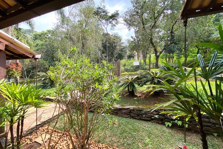 Casa de condomínio à venda com 400m², 4 quartos e 4 vagasVista do Quarto 2