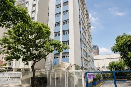 Apartamento à venda com 145m², 3 quartos e 1 vaga Apartamento à venda com 145m², 3 quartos e 1 vagaFachada