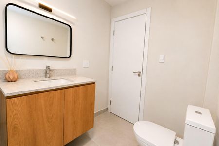 Apartamento à venda com 145m², 3 quartos e 1 vaga Apartamento à venda com 145m², 3 quartos e 1 vagaBanheiro