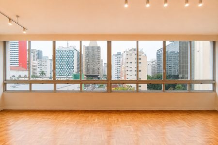 Apartamento à venda com 145m², 3 quartos e 1 vaga Apartamento à venda com 145m², 3 quartos e 1 vagaSala