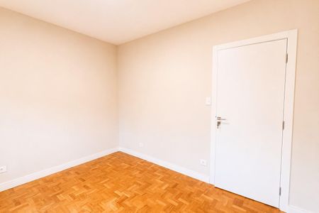 Apartamento à venda com 145m², 3 quartos e 1 vaga Apartamento à venda com 145m², 3 quartos e 1 vagaDormitório 1