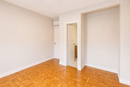 Apartamento à venda com 145m², 3 quartos e 1 vaga Apartamento à venda com 145m², 3 quartos e 1 vagaDormitório - Suíte