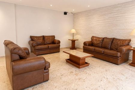 Apartamento à venda com 145m², 3 quartos e 1 vaga Apartamento à venda com 145m², 3 quartos e 1 vagaHall Social