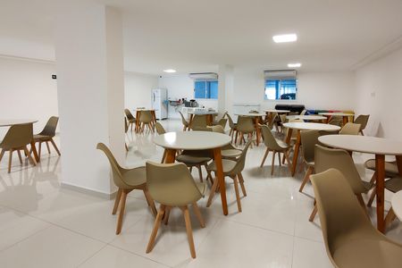 Apartamento para alugar com 68m², 2 quartos e 1 vaga Apartamento para alugar com 68m², 2 quartos e 1 vagaÁrea comum - Salão de festas