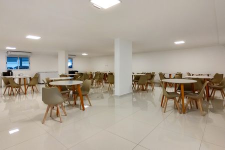 Apartamento para alugar com 68m², 2 quartos e 1 vaga Apartamento para alugar com 68m², 2 quartos e 1 vagaÁrea comum - Salão de festas