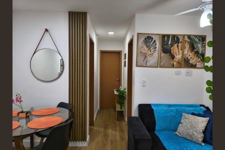 Apartamento para alugar com 68m², 2 quartos e 1 vaga Apartamento para alugar com 68m², 2 quartos e 1 vagaSala