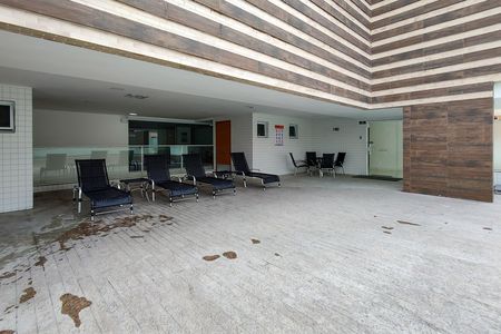 Apartamento para alugar com 68m², 2 quartos e 1 vaga Apartamento para alugar com 68m², 2 quartos e 1 vagaÁrea comum - Piscina