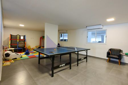 Apartamento para alugar com 68m², 2 quartos e 1 vaga Apartamento para alugar com 68m², 2 quartos e 1 vagaSala de Jogos