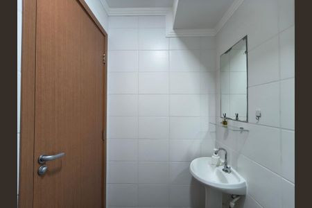 Apartamento para alugar com 68m², 2 quartos e 1 vaga Apartamento para alugar com 68m², 2 quartos e 1 vagaBanheiro