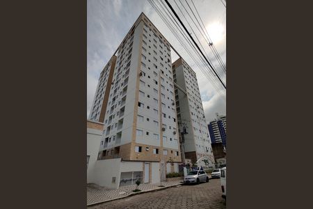 Apartamento para alugar com 68m², 2 quartos e 1 vaga Apartamento para alugar com 68m², 2 quartos e 1 vagaFachada