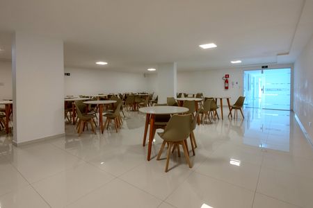 Apartamento para alugar com 68m², 2 quartos e 1 vaga Apartamento para alugar com 68m², 2 quartos e 1 vagaÁrea comum - Salão de festas