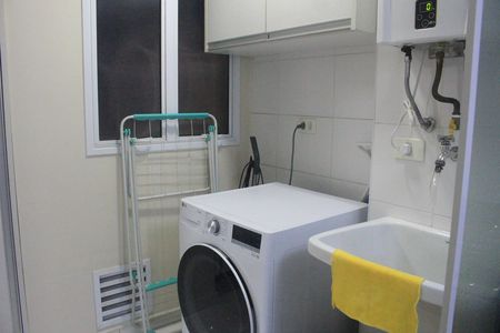 Apartamento à venda com 67m², 2 quartos e 1 vagaÁrea de Serviço